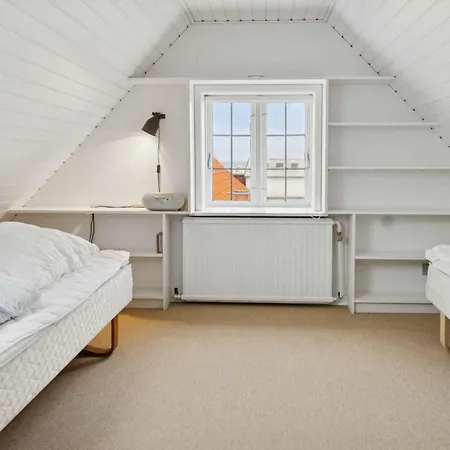 Ferienhaus Charming In Arsdale Svaneke